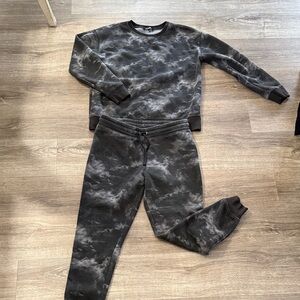 George Charcoal and Light Gray Fleece Tops